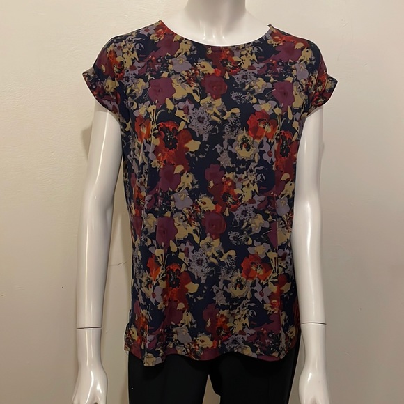 Round Neck, Short Sleeve - Picture 1 of 5